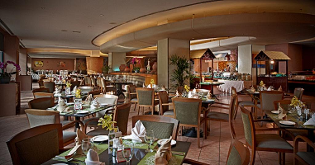 Royale Chulan Seremban Extérieur photo The restaurant